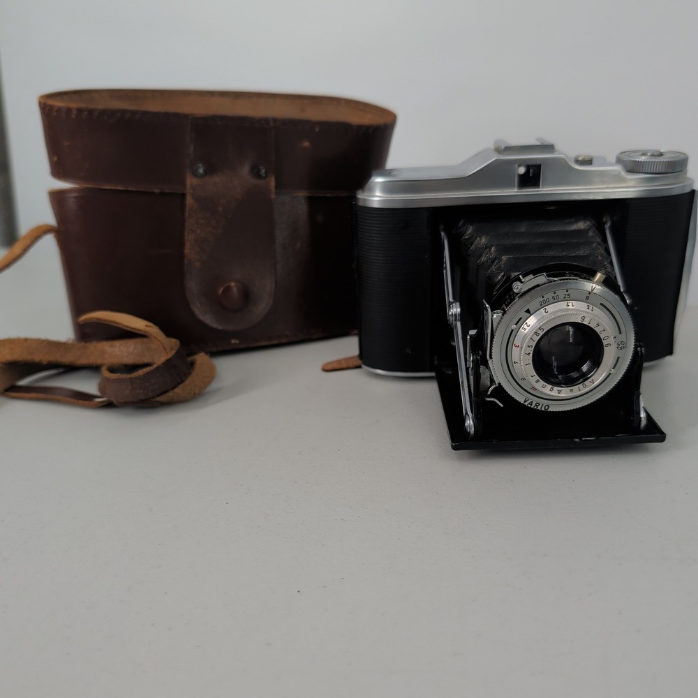 Agfa Isolette V Camera Agnar 4.5 85mm Vario Shutter Leather Case Untested